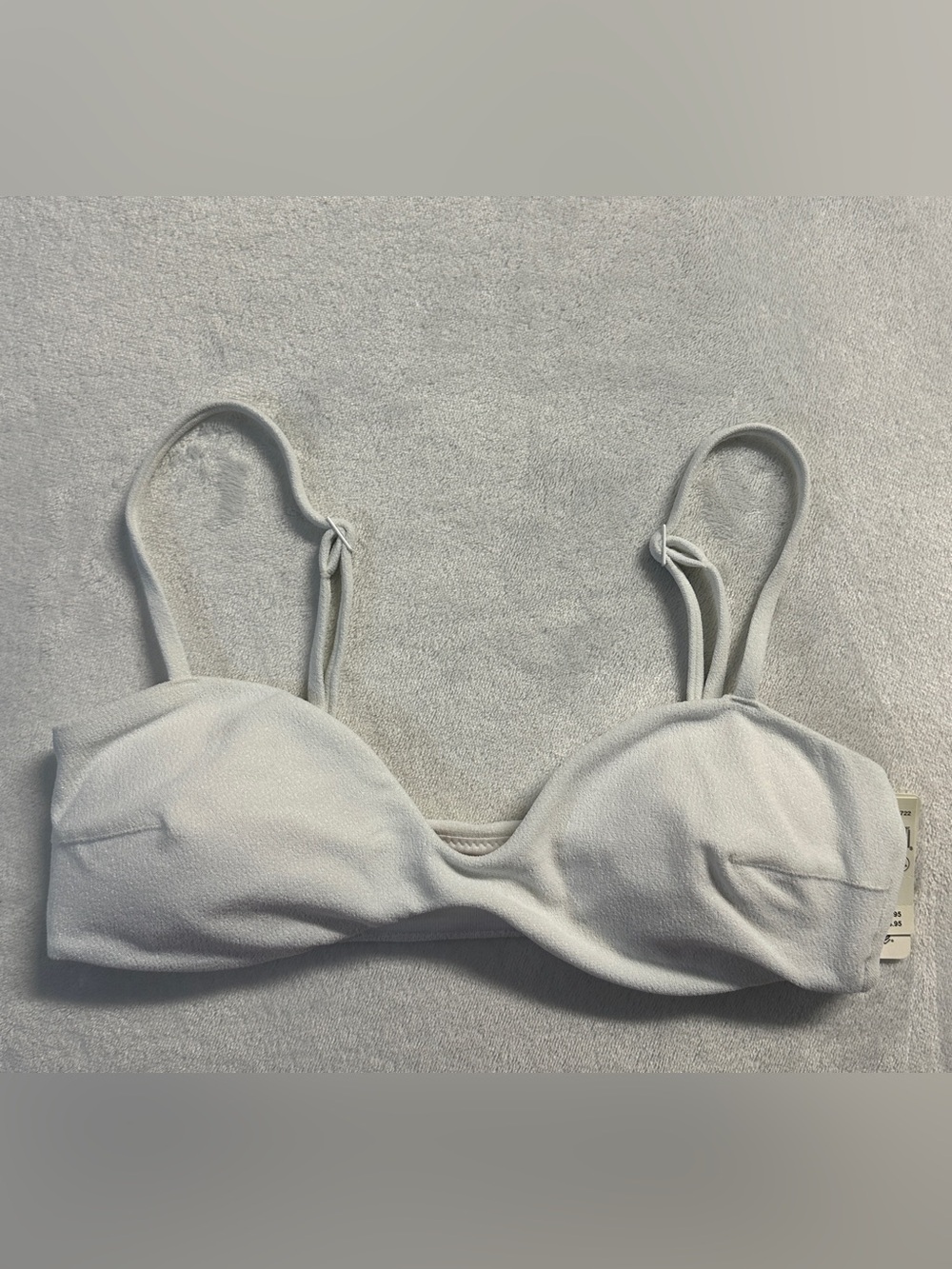 '24 AERIE women's white textured bikini top, M. NWT.